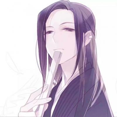 游客爬上泰山五岳独尊石刻拍照